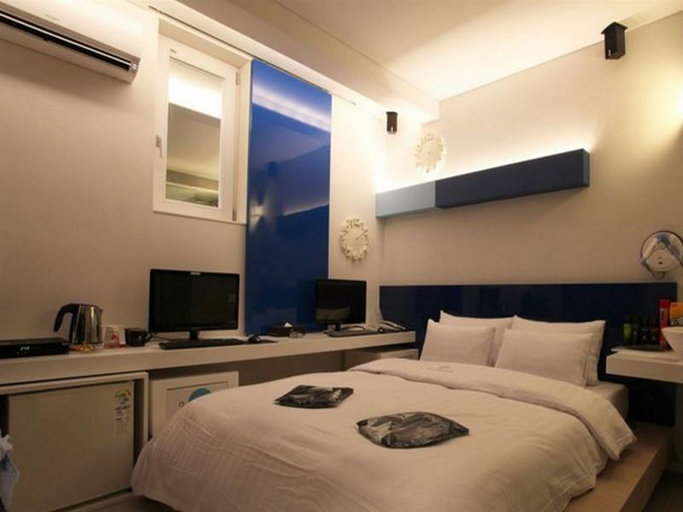 Bedroom 2, Nine Star Hotel Sinchon, Seodaemun