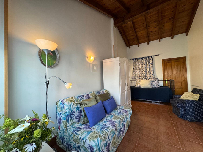 Others 5, Casa Rio Cubas, Cantabria