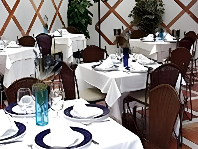 Food & Drinks 5, TH Boadilla, Madrid