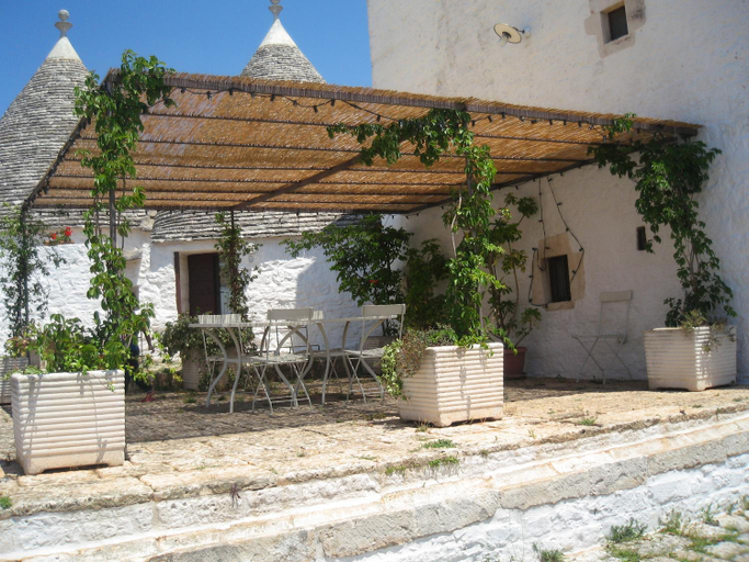 Others 2, Masseria Colombo, Taranto