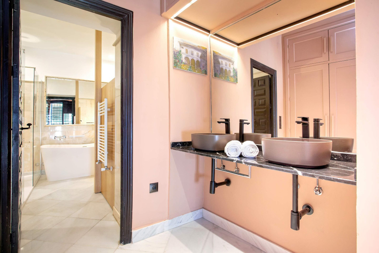 Bathroom 4, Genteel Home Tintes, Sevilla