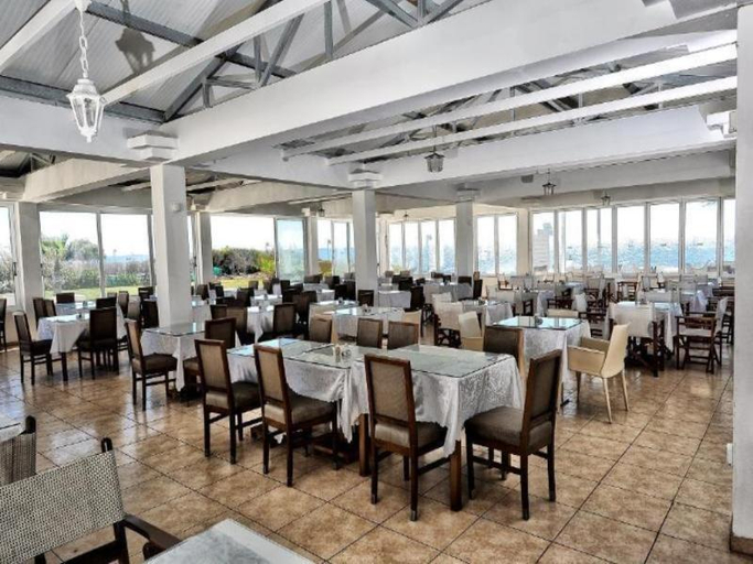 Food & Drinks 5, Piere Anne Beach Hotel