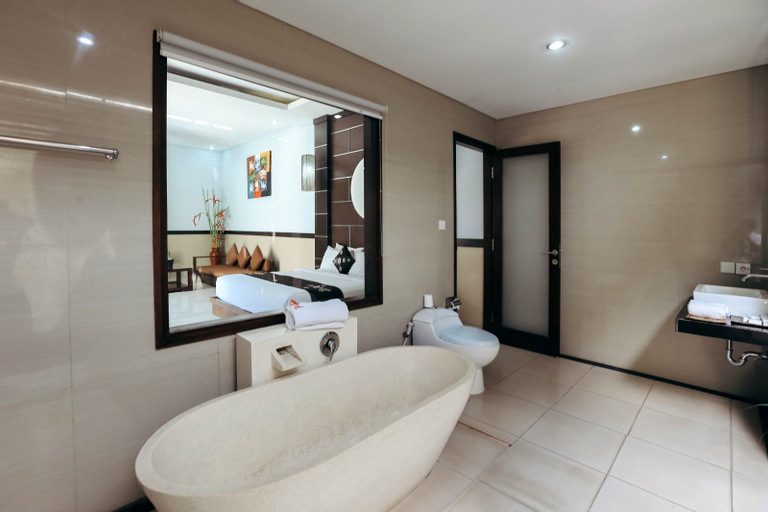 Bathroom 7