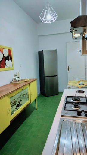 Others 5, LA BARONESSA apartment- vicinissimo al policlinico, Messina