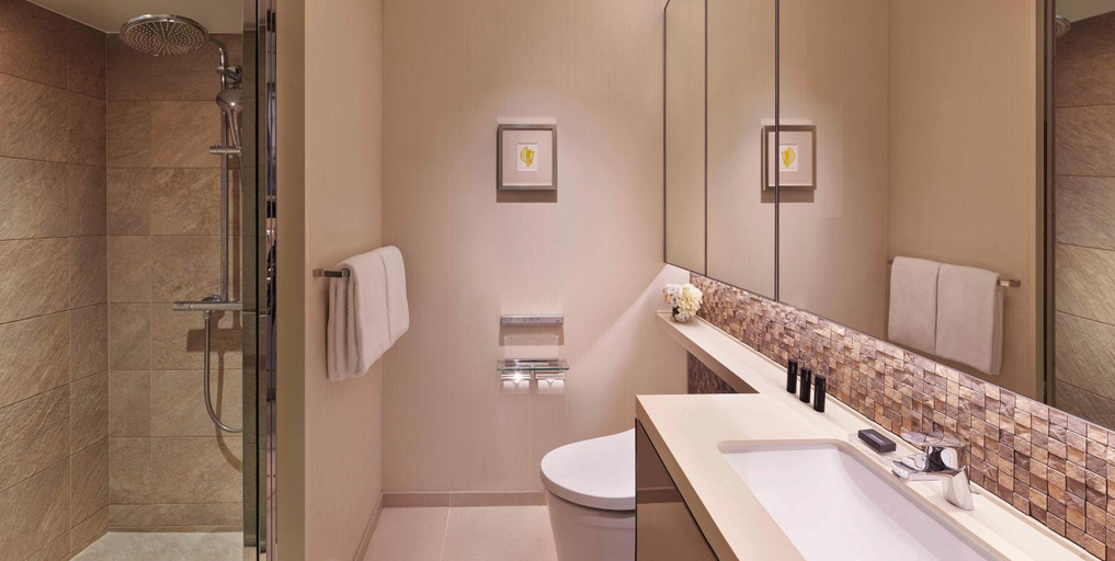Bathroom 10