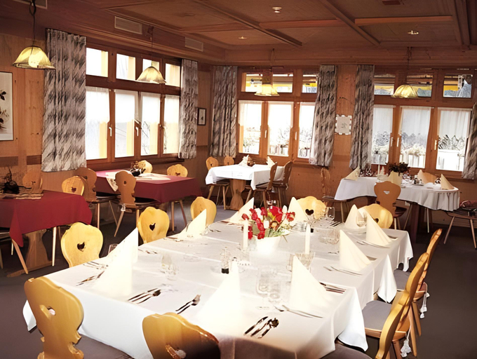 Food & Drinks 2, Gasthaus Rossli, Surselva