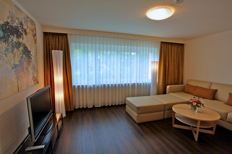 Bedroom 12