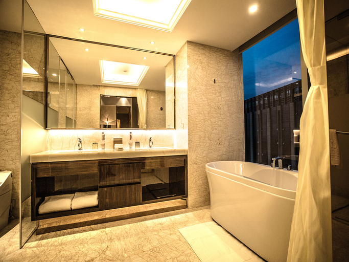 Bathroom, Fuyue Hotel, Shanghai