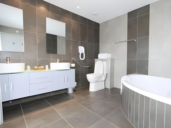 Bathroom 3, Hotel A Madonetta, Corse-du-Sud