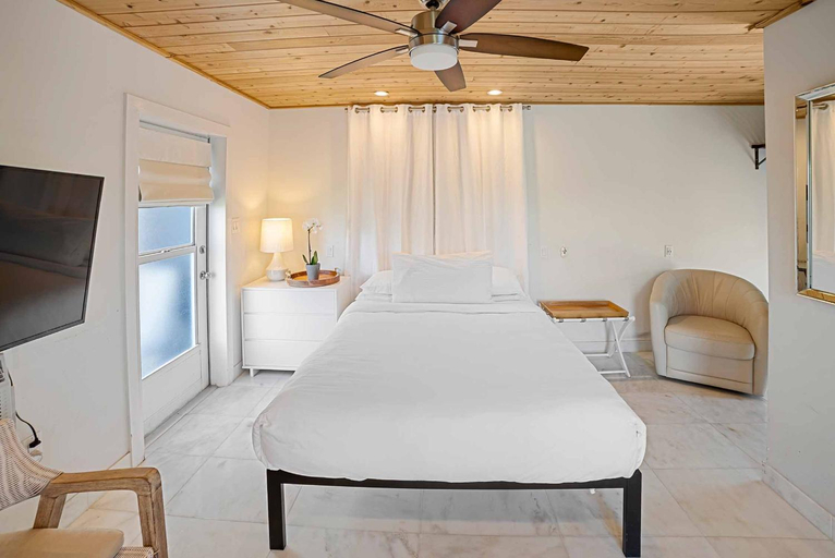 Bedroom 6