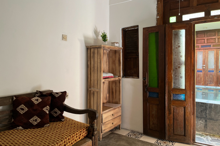 Bedroom 9