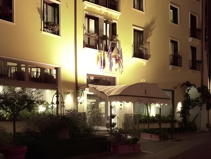 Exterior & Views 1, Majestic Toscanelli, Padua