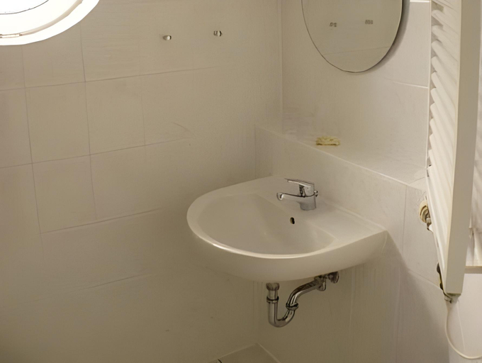 Bathroom 2, Hotel Gluckauf 1908, Vorpommern-Rügen