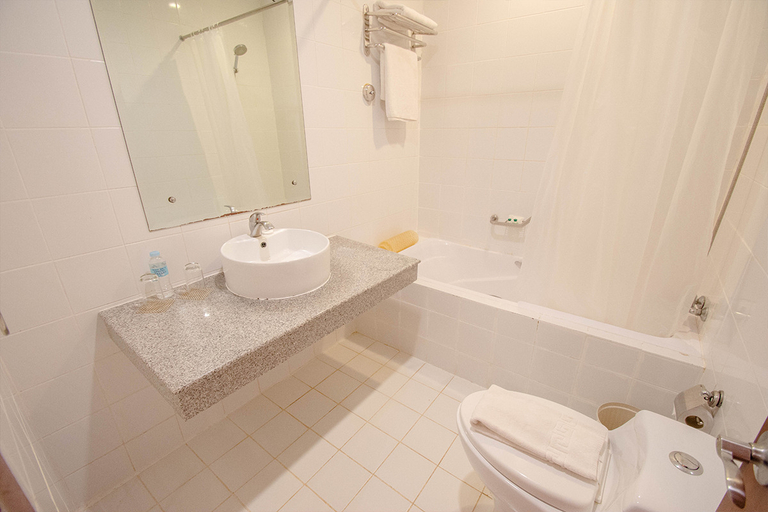 Bathroom, Almont Beach Resort, Surigao City