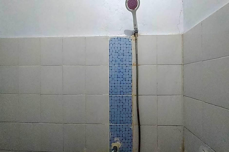 Bathroom 3, Fauziah Hotel Syariah Kendari, Kendari
