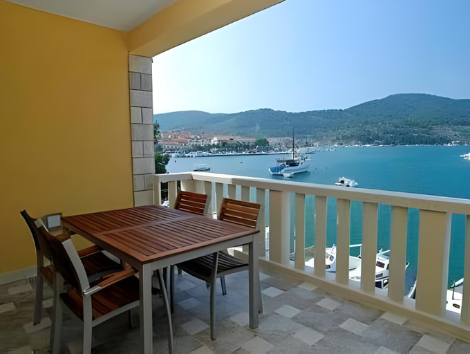 Others 3, Apartments Dea Caeli, Vela Luka