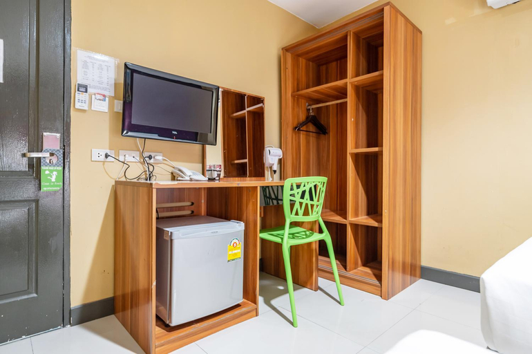 Bedroom 26