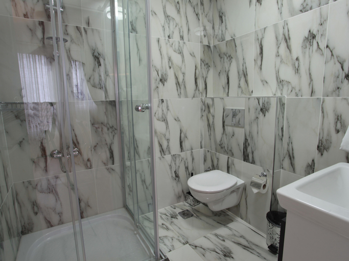 Bathroom, Taksim Cetinkaya Suite, Beyoğlu