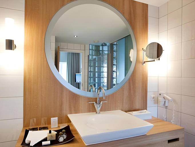 Bathroom 3, First Hotel Europa, Aalborg