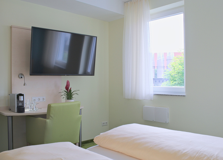 Bedroom 2, Sternplatz Hotel, Alb-Donau-Kreis