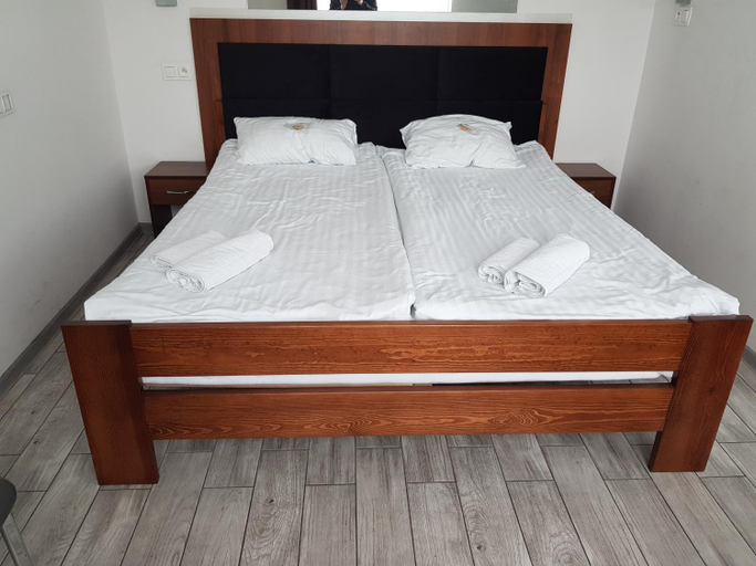 Bedroom 3, Hotel Milosz Restauracja, Basen dla dzieci, Sala Zabaw, Silownia, Kartuzy