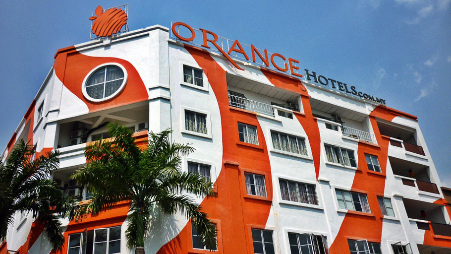 Exterior 1