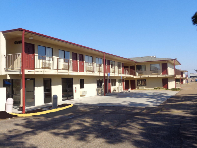 Exterior & Views 1, Motel 6 Hattiesburg, MS, Forrest
