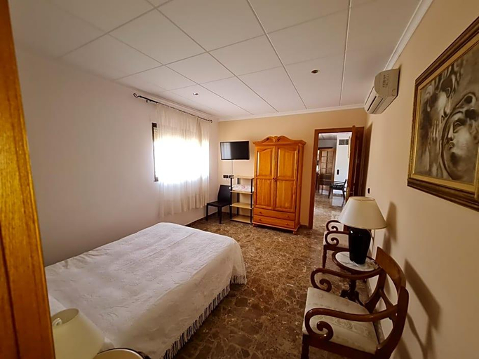 Bedroom 4, Hotel Bon Lloc, Tarragona