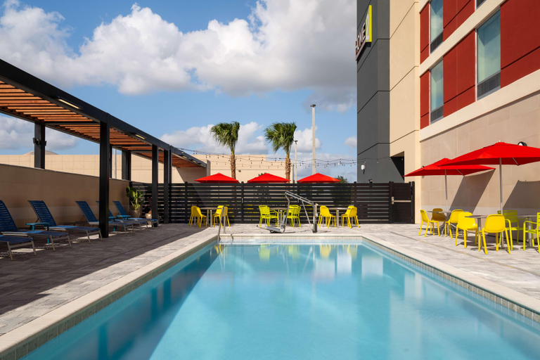 Sport & Beauty 5, Home2 Suites By Hilton Winter Haven, Polk