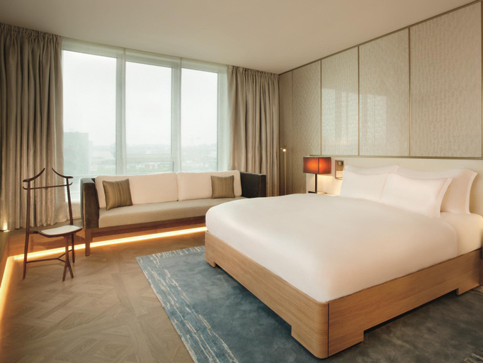 Bedroom, The Ritz-Carlton Wolfsburg, Wolfsburg
