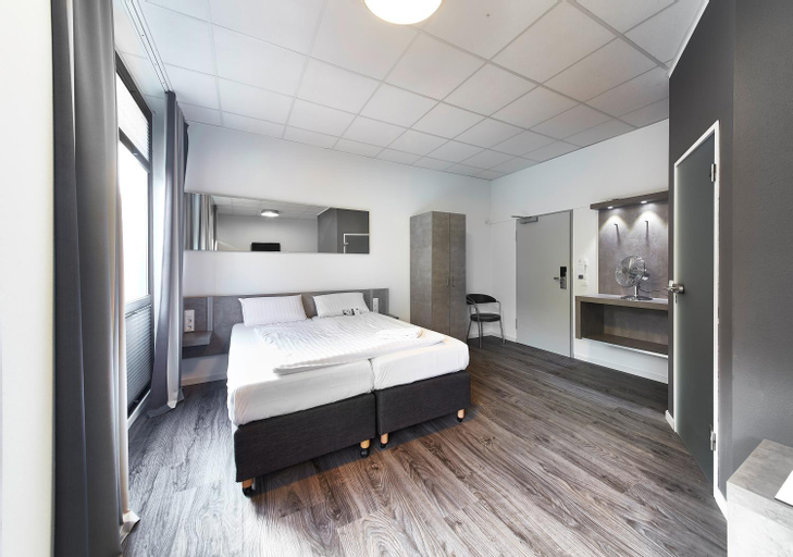 Bedroom 2, Road House Hotel, Paderborn