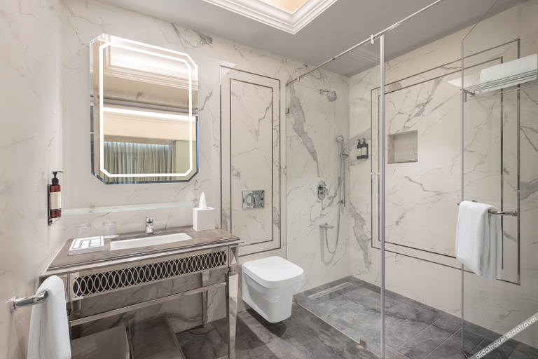 Bathroom 5, The Hillock Ahmedabad, Ahmadabad