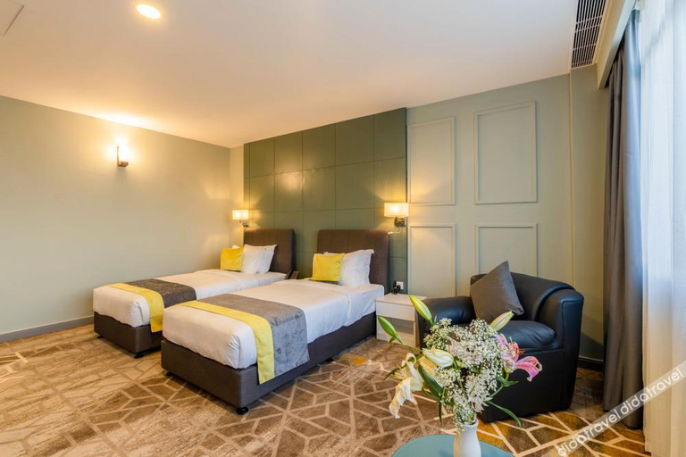 Bedroom 2, Manhattan Business Hotel, Malé