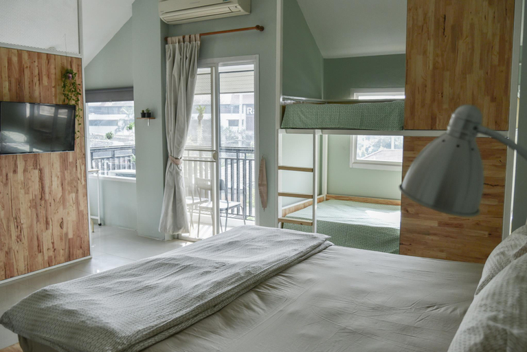 Bedroom 16