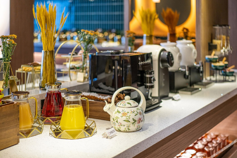 Food & Drinks 5, Orange Hotel Korla Tazhi East Road, Bayin'gholin Mongol