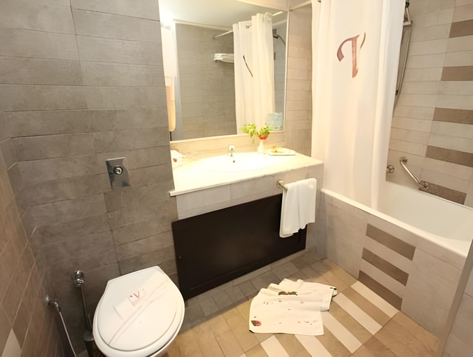 Bathroom 5, Vincci Nozha Beach, Hammamet
