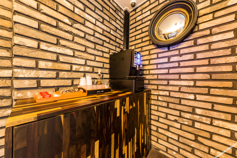 Others 5, Shinchon Hotel Ludi, Mapo