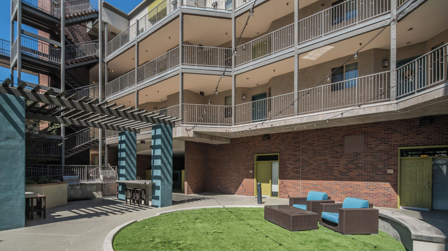 Exterior & Views 2, ROVE LIVING/KL - The Fredrick Tempe, Maricopa