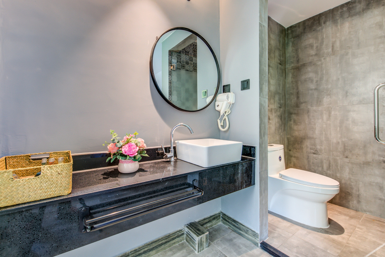 Bathroom 5, Qingman Garden Boutique Hostel, Zhuhai