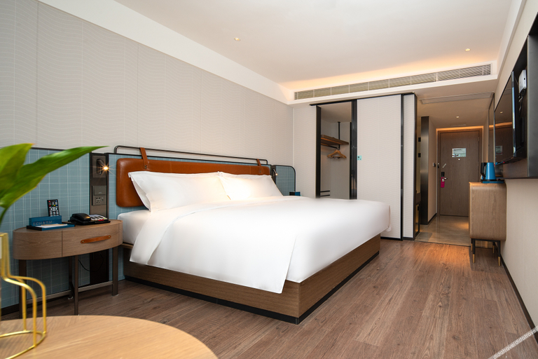 Bedroom 2, Echarm Hotel Zhuhai Qinglv Road Grand Theater, Zhuhai