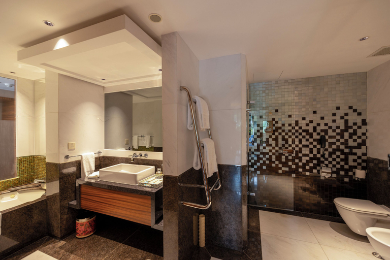 Bathroom 4, Pousada De Sao Tiago, Macao