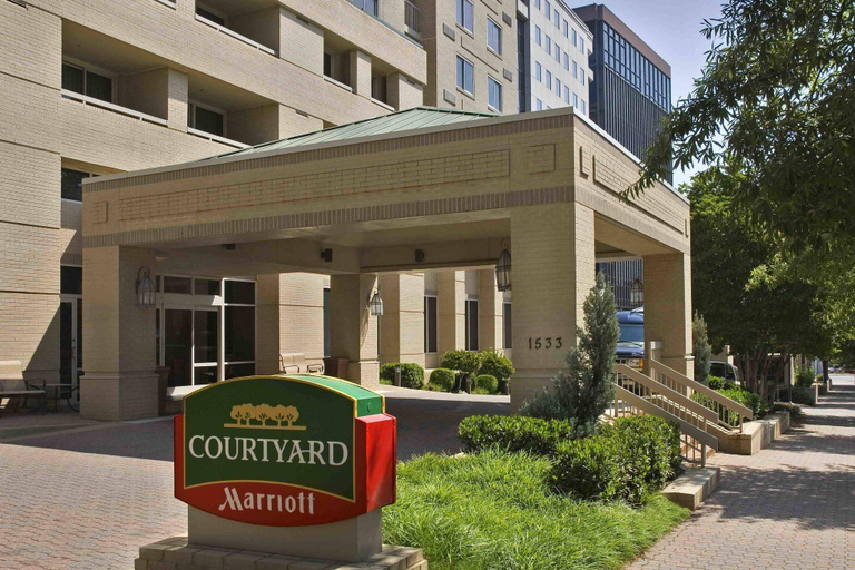 Exterior & Views 2, Sonesta Select Arlington Rosslyn, Arlington