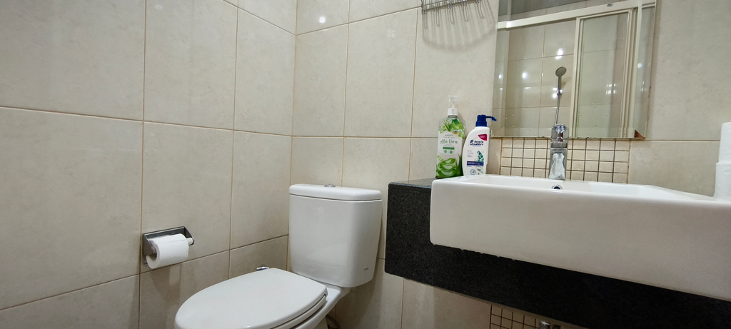 Bathroom, Tranquil Retreat 1BR - Kuningan Place, South Jakarta