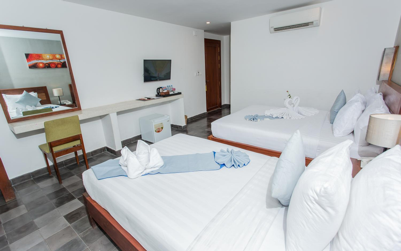 Bedroom 13