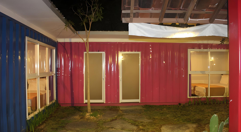 Others 5, Kubu container, Badung
