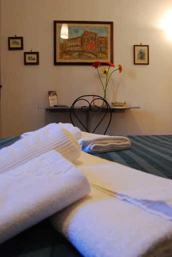 Others 5, B&B Corte Barocca, Lecce