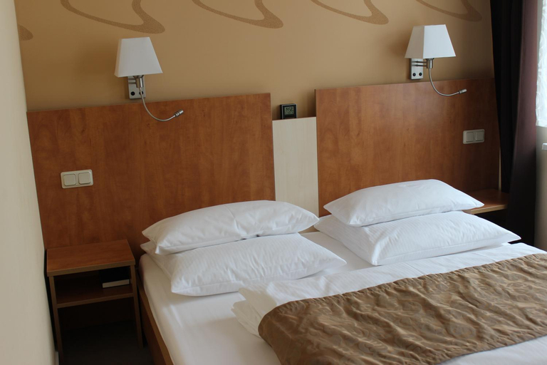 Bedroom 8
