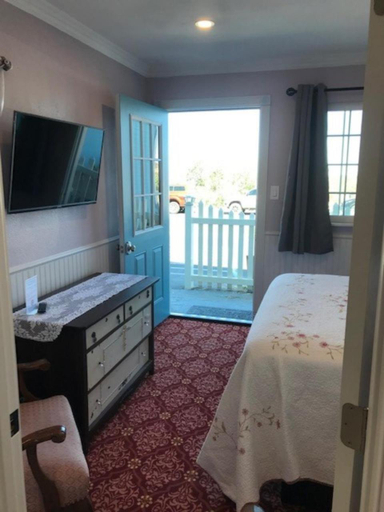 Bedroom 22