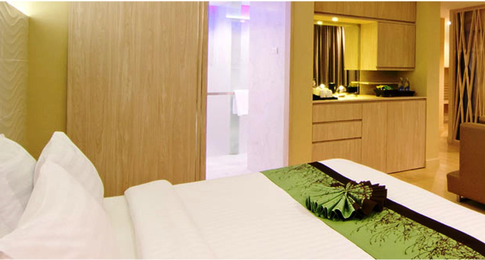 Bedroom 14