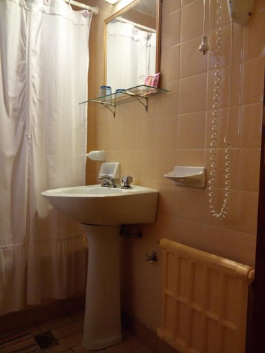 Bathroom, Posada de la Flor, Bariloche